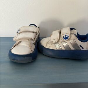 adidas Star Wars R2-D2